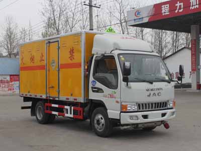 國五江淮廂長(zhǎng)4.12米爆破器材運(yùn)輸車