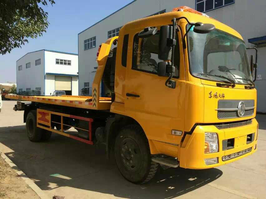 國(guó)五東風(fēng)天錦一拖二清障車(chē)