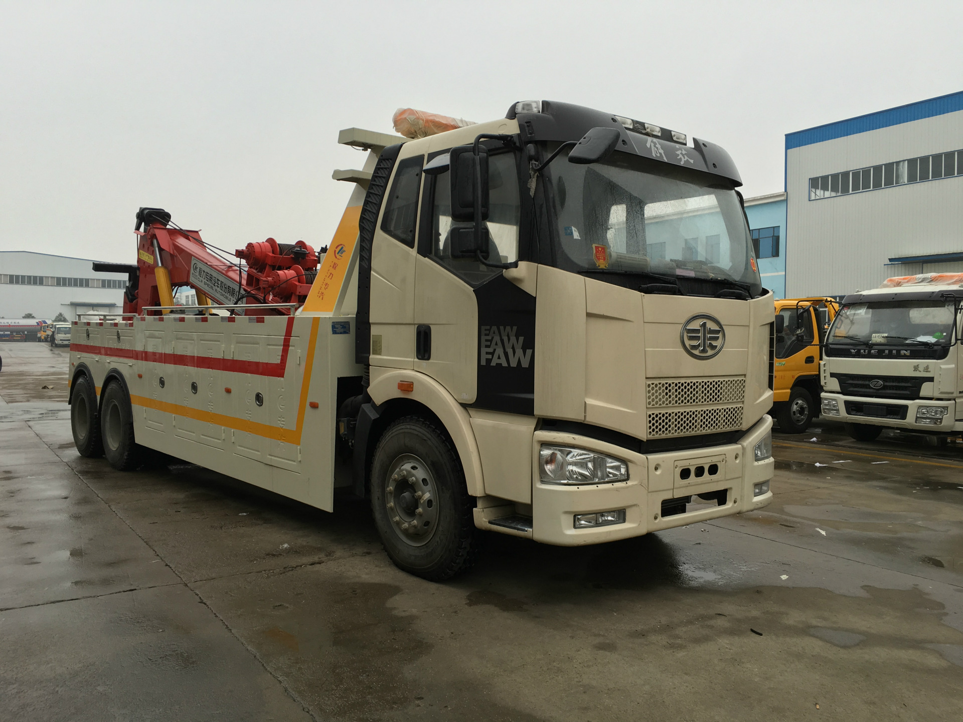 國(guó)五解放一拖一清障車(chē)