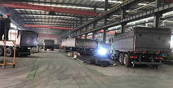 環(huán)衛(wèi)車生產(chǎn)車間