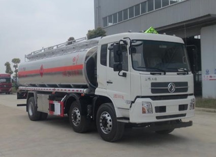 國五東風天錦小三軸油罐車圖片 國五東風天錦小三軸油罐車圖片
